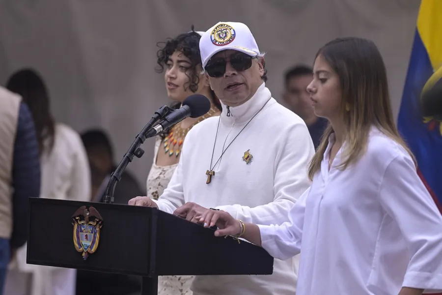 Elecciones Colombia: Petro denuncia «muchas irregularidades» pero abre la puerta a reconocer una victoria de De la Espriella