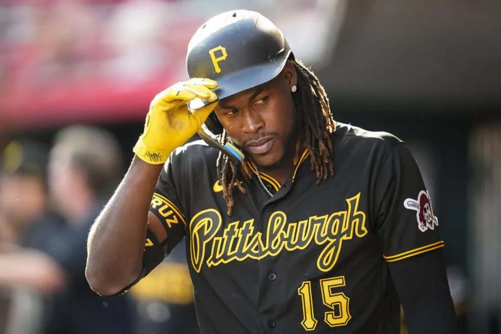 Los Piratas de Pittsburgh enviaronal jardinero dominicano Oneil Cruz a la lista de lesionados de 10 días por una fractura en la mano izquierda