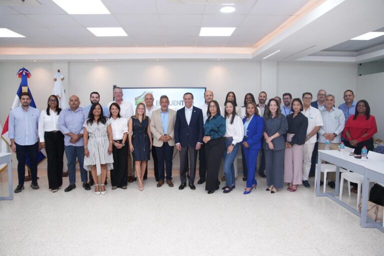 AIEHaina y Región Sur reúne al sector agroindustrial para presentar aportes