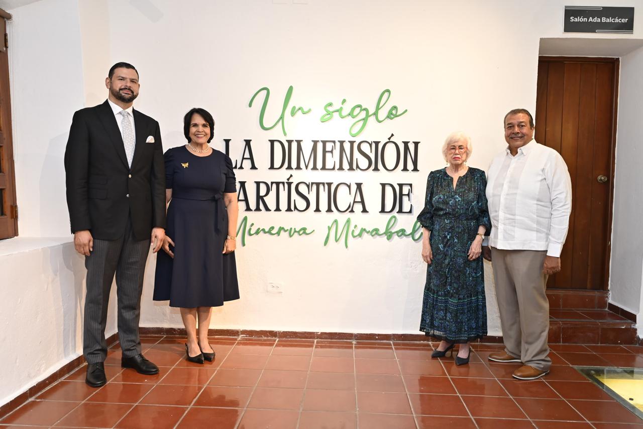 Exposición artística de Minerva Mirabal en SD