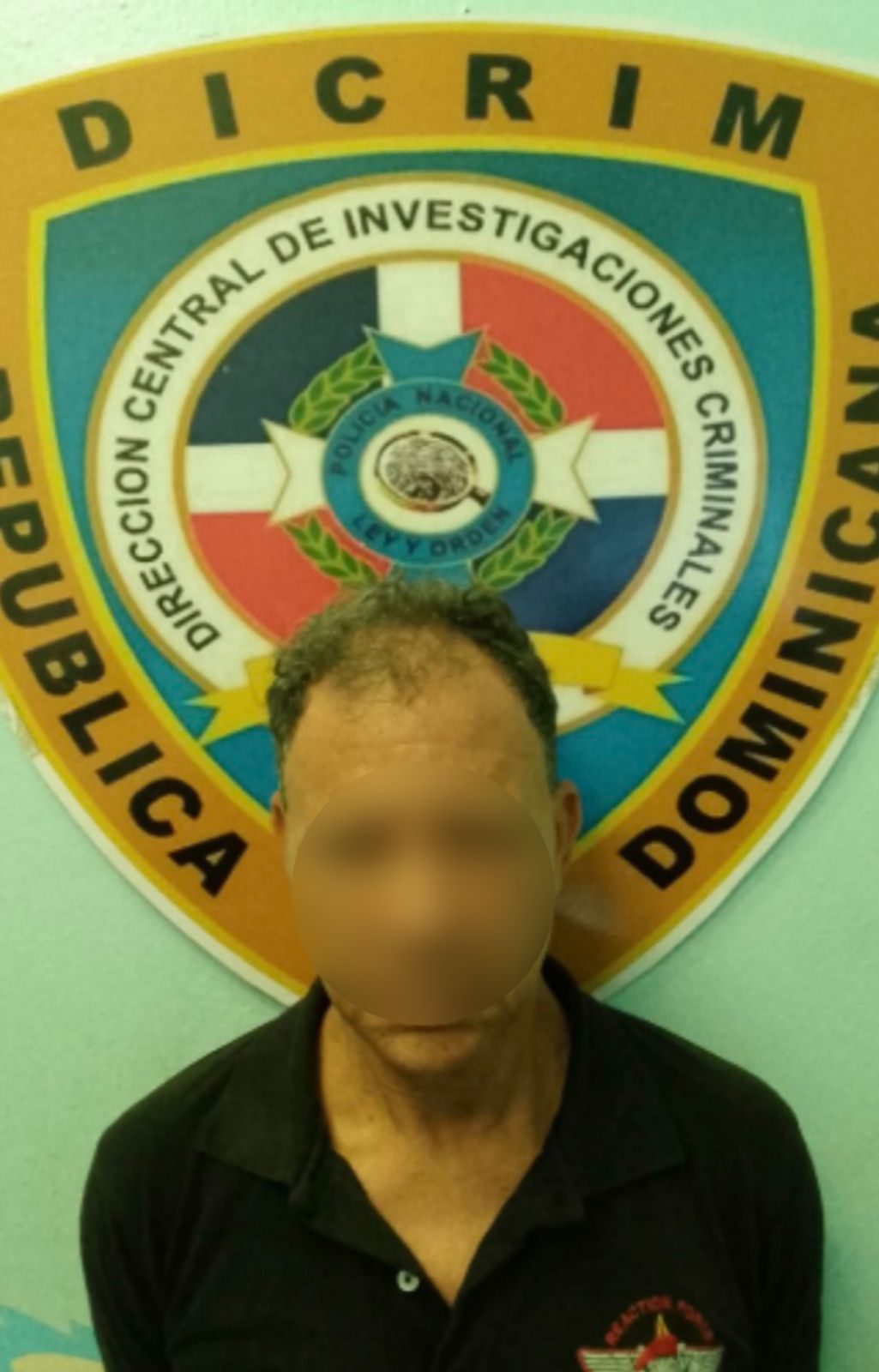 Policía captura hombre prófugo acusado de agresión física y porte ilegal de arma en La Vega