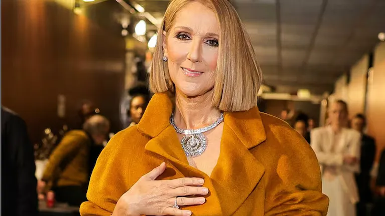 Hallan tratamiento para la enfermedad de Céline Dion que podría mejorar su calidad de vida
