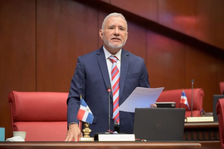 Taveras propone cambios a Ley 74-25 por prensa libre