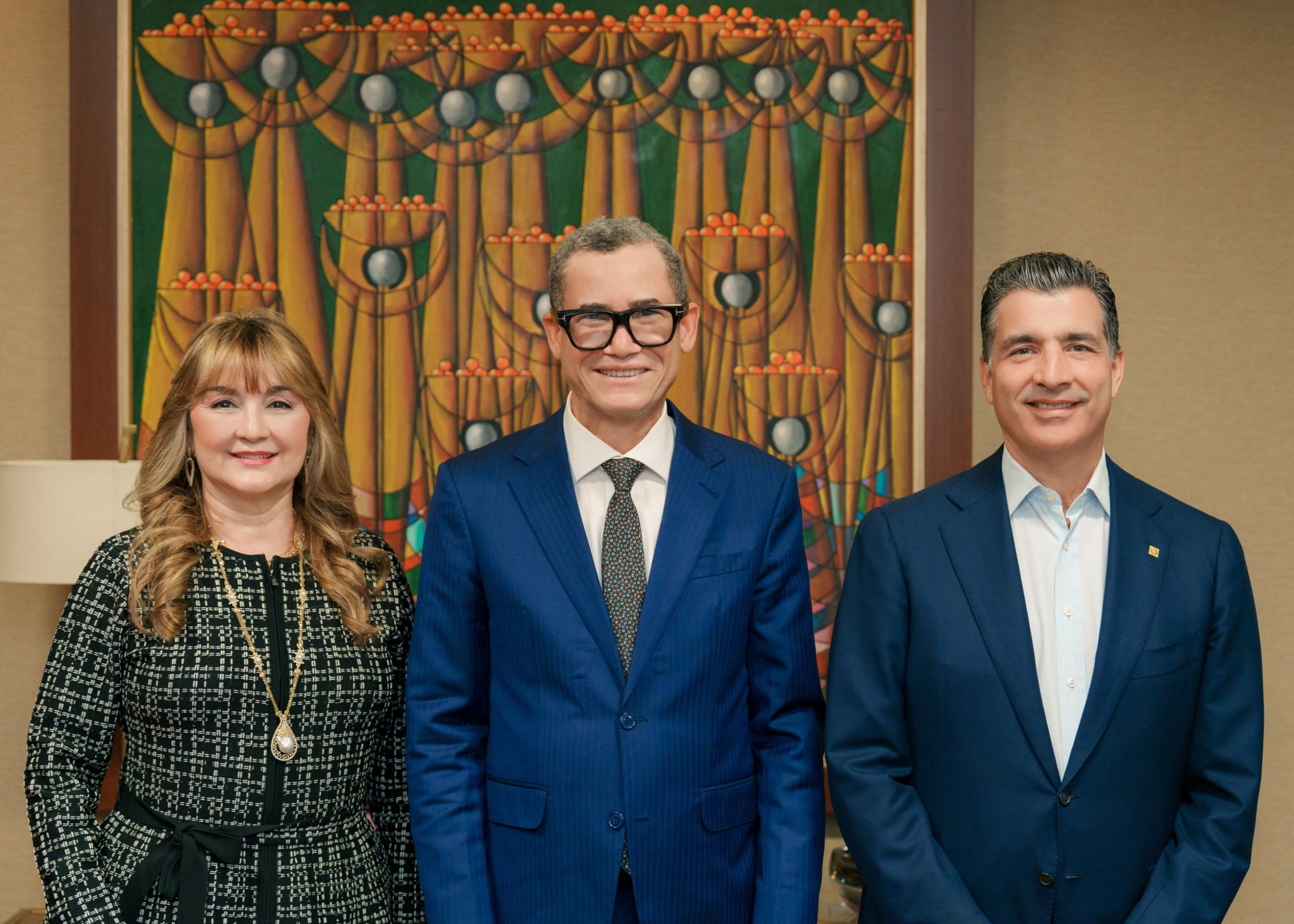 Banco Popular presenta al ministro de Trabajo programas de capacitación digital e innovación 