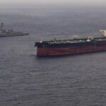 Irán vuelve a cerrar el estrecho de Ormuz, alegando cruce de un barco sin autorización