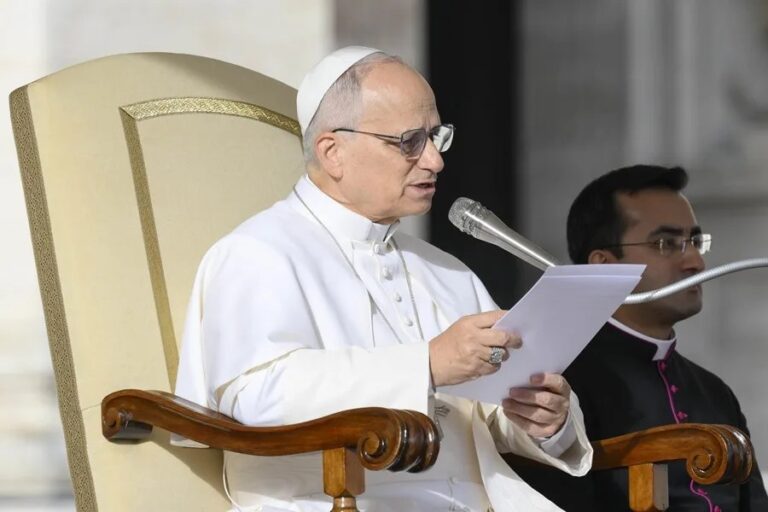 El papa viajará este sábado a Lampedusa para volver a poner el foco en la migración