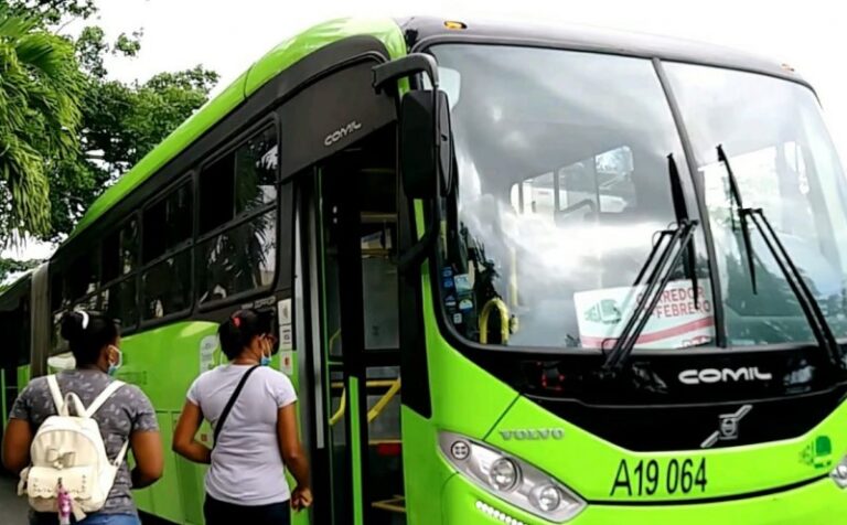 El gobierno dispuso transporte y parqueos gratis a los ciudadanos durante los Juegos Centroamericanos y del Caribe 2026