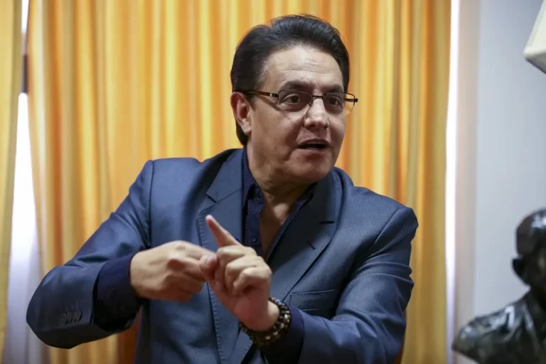 El líder criminal Pipo recibió un millón de dólares por matar a Fernando Villavicencio, según la Fiscalía de Ecuador
