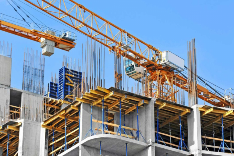 La construcción vuelve a tomar el ritmo de crecimiento, en junio creció 14.9%, solo superada por la minería 18.1%