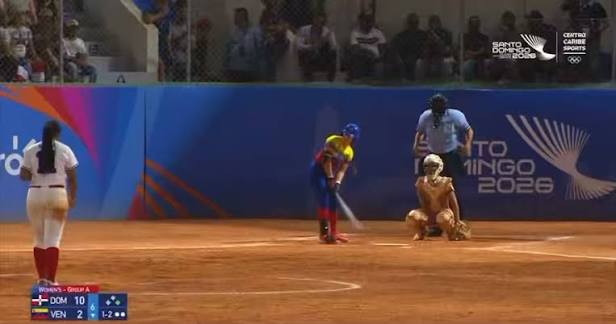 La selección dominicana de softbol femenino derrotó por nocaut a la representación de Venezuela en los Juegos Centroamericanos 2026