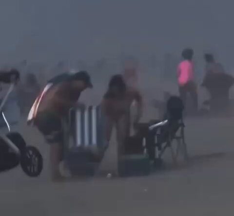Tormenta de arena desata caos en Coney Island
