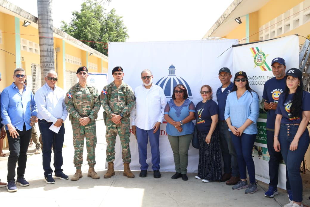 Desarrollo de la Comunidad y Ejército RD llevan jornada asistencial a comunidades de Barahona