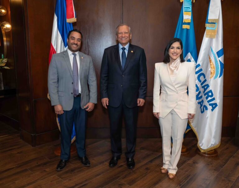Designan a Angelina Biviana Riveiro como vicepresidenta ejecutiva de Fiduciaria Reservas