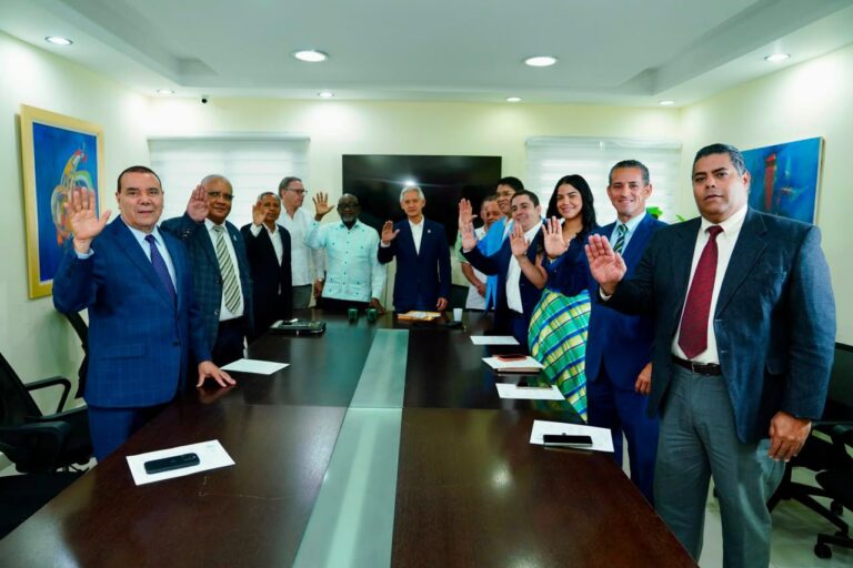 Senado e INESDYC impulsan diplomacia parlamentaria