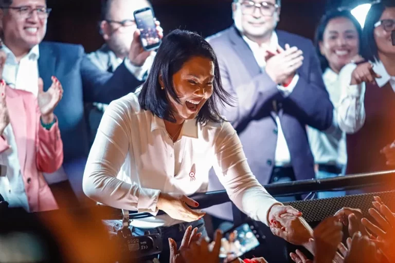 El Gobierno de Perú inicia la transferencia de gestión a Keiko Fujimori tras la declaración de los resultados