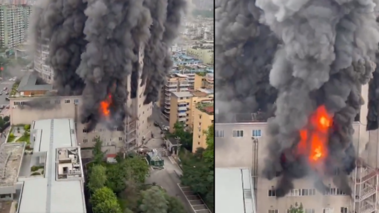 Incendio masivo consume totalmente almacén en China