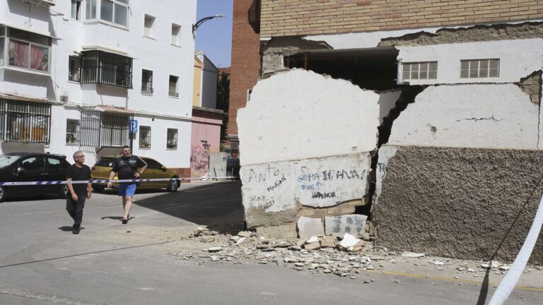 Siete terremotos seguidos en Granada dejan heridos y daños estructurales