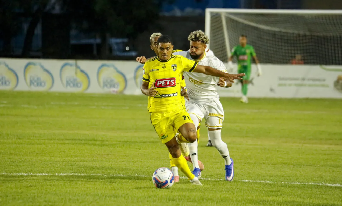 El Moca FC empató a cero gol con el conjunto de Salcedo FC en la segunda jornada del Torneo Apertura 2026 de la Liga Dominicana de Fútbol