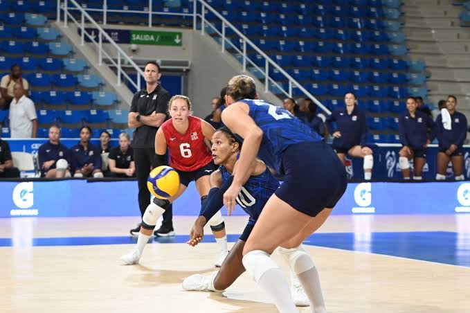 Estados Unidos derrotó a Puerto Rico y se enfrentará a las Reinas del Caribe en los cuartos de final del Campeonato Clasificatorio Norceca de Voleibol Femenino