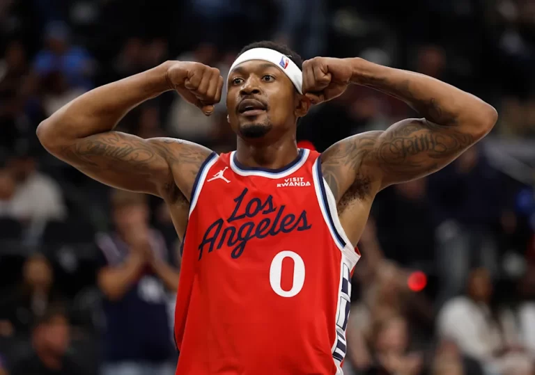 Los Angeles Clippers firmaron de nuevo a Bradley Beal con un contrato de dos años y $13.2 millones de dólares