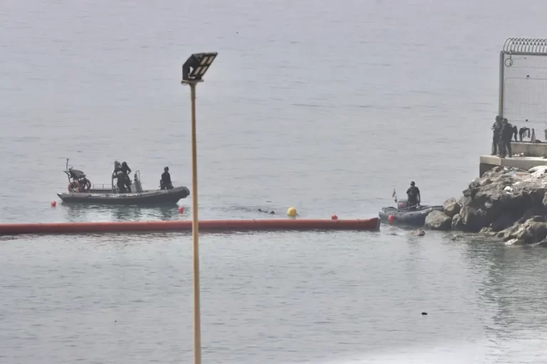 Marruecos procesa a 25 personas por organizar cruces clandestinos a Ceuta
