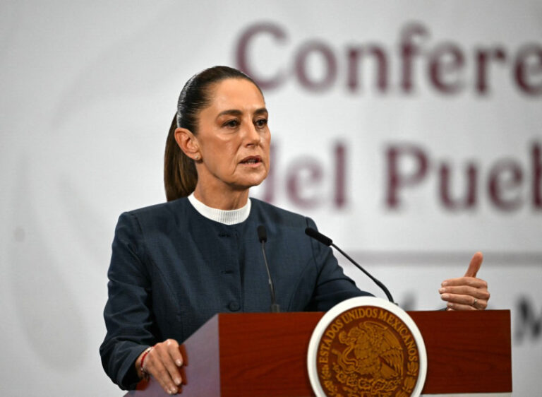 México cuestiona bloqueo de Colombia a rescatistas militares tras terremoto