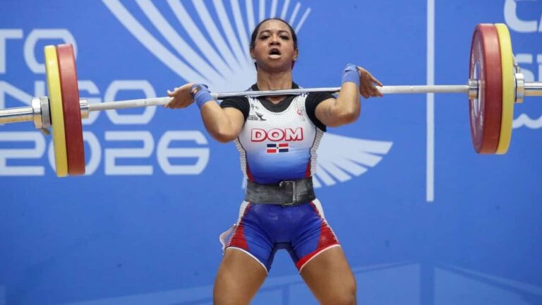 La dominicana Dahiana Ortiz ganó medalla de oro en el inicio de las competencias de pesas de los Juegos Centroamericanos y del Caribe 2026