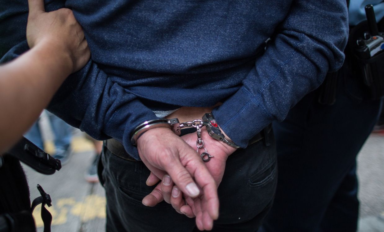 Jefe policial en Costa Rica recibe 12 años de cárcel por dispararle a un detenido esposado