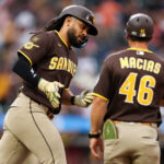 Fernando Tatis Jr., conectó dos jonrones y realizó una gran jugada en la victoria de los Padres de San Diego sobre los Mets de New York