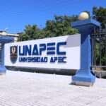 Estudiantes de UNAPEC expresan preocupación por costos y condiciones de infraestructura
