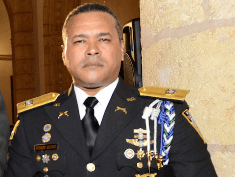 Mayor general PN reclama reforma real policial, critica violacion de derechos en cuerpo de orden