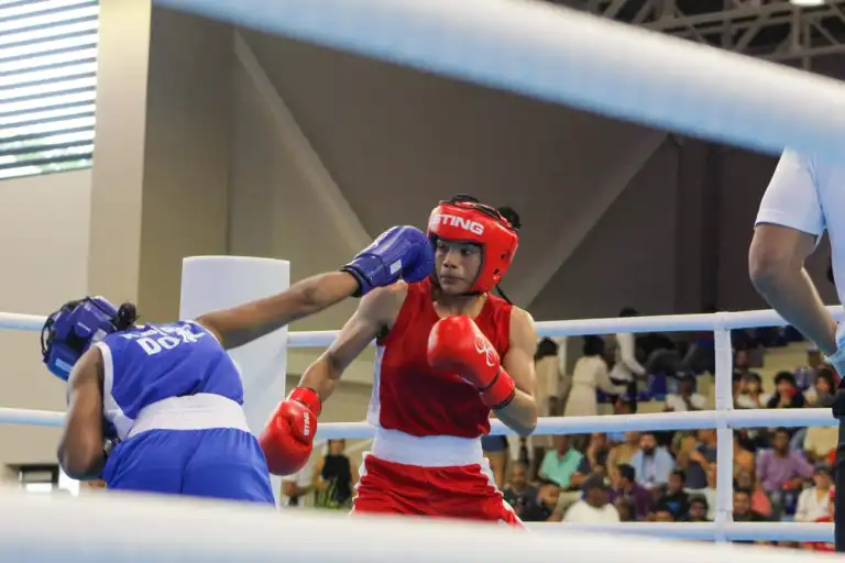 El boxeo dominicano aseguró su primera medalla en los Juegos Centroamericanos y del Caribe Santo Domingo 2026 con los puños de Katherine Bera