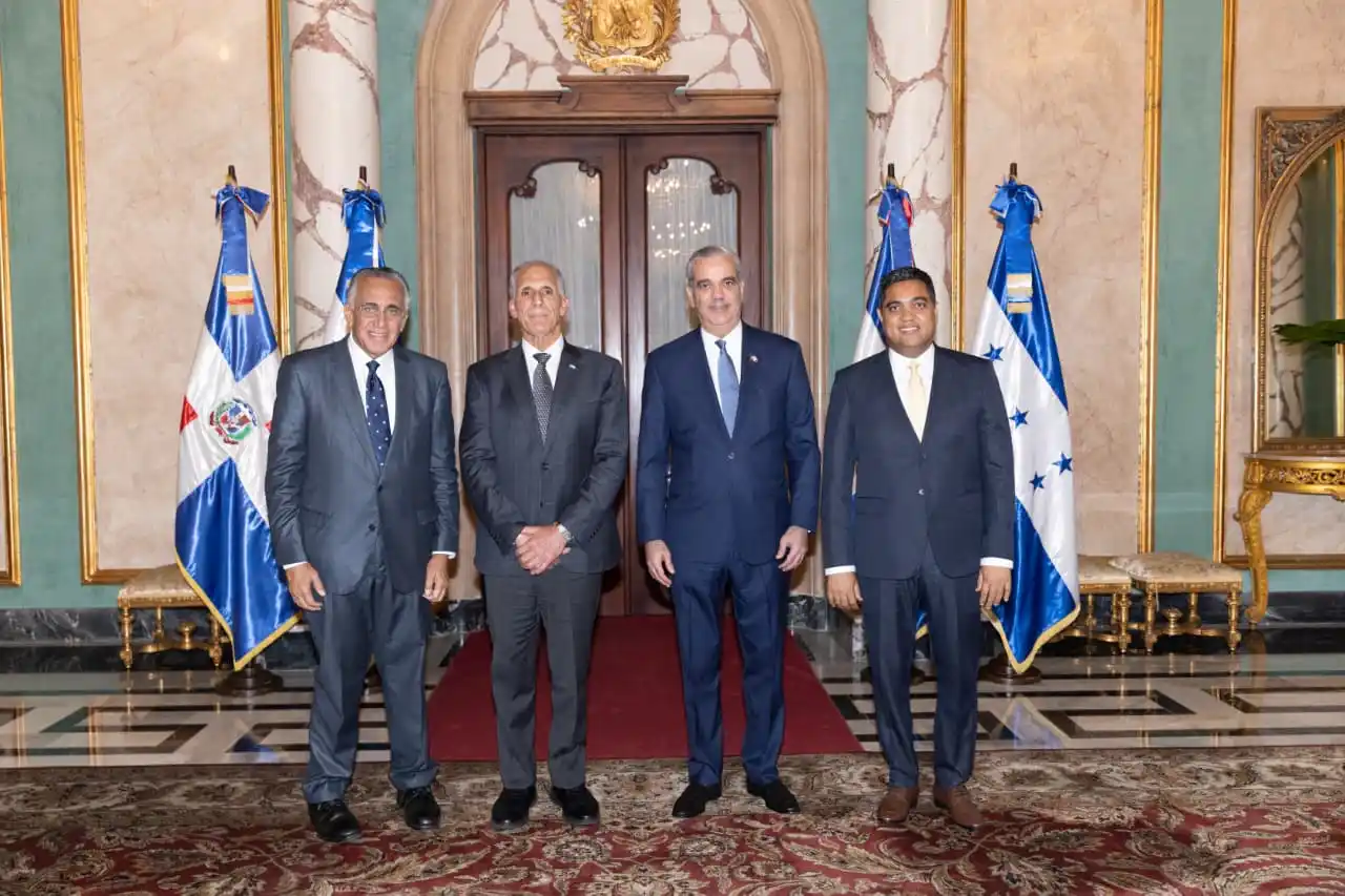 El presidente de Honduras, Nasry Asfura Zablah le pidio asesoria a Luis Abinader para montar los XIII Juegos Centroamericanos en Tegucigalpa