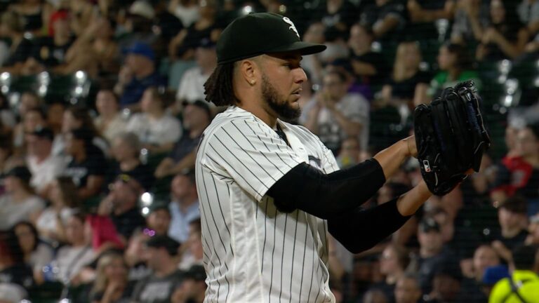 El lanzador dominicano Luis Castillo ponchó a 10 bateadores en siete entradas, ayudando a los Medias Blancas de Chicago a vencer a los Rojos de Cincinnati