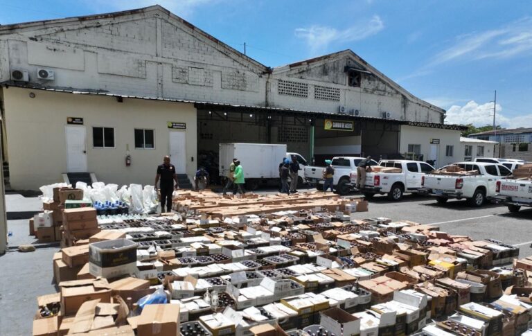 MICM y CECCOM desmantelan estructura dedicada a la fabricación y distribución clandestina de bebidas alcohólicas