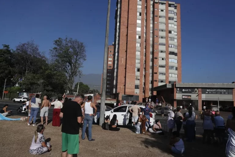 Venezuela evalúa los efectos del sismo de Colombia sin reportar víctimas ni daños graves