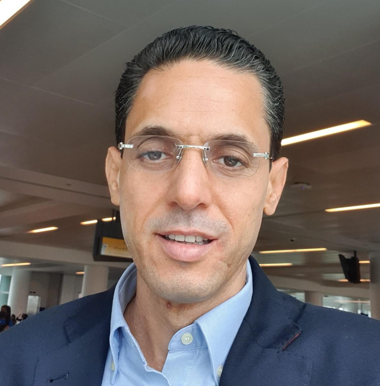 Juan Gómez: Distribución eléctrica ha retrocedido por aumento de pérdidas y apagones