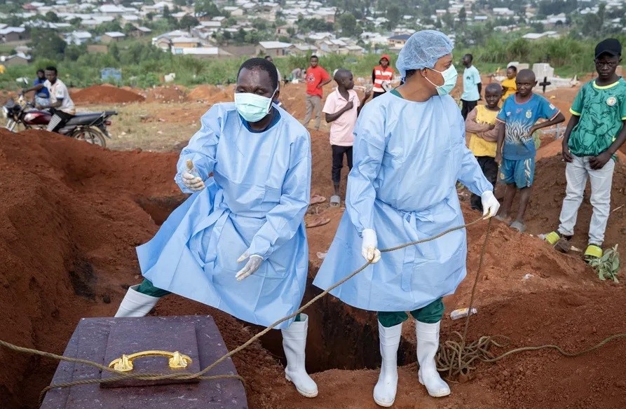 El brote de ébola provoca la muerte a más de 2,462 personas en la República de Congo
