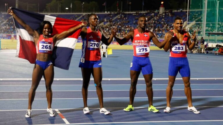 República Dominicana recuperó la medalla de oro en la prueba del relevo 4x100 metros mixtos de los Juegos Centroamericanos y del Caribe