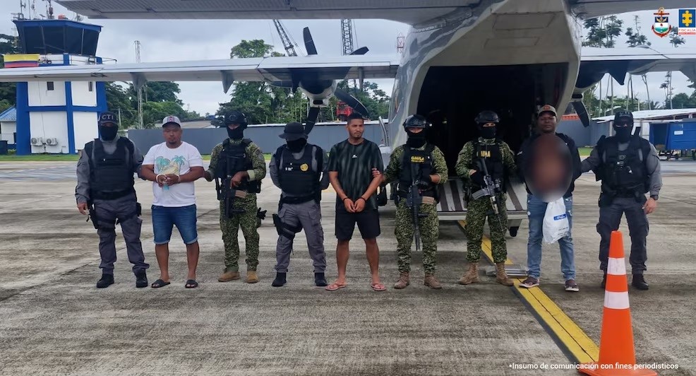 Fiscalía de Colombia y DEA desarticulan red que enviaba semisumergibles con drogas hacia Estados Unidos; hay cinco detenidos