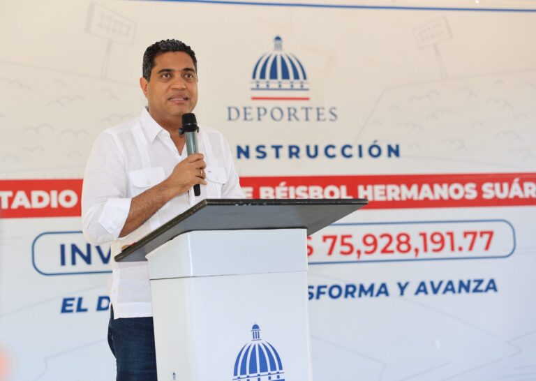Kelvin Cruz inicia reconstrucción del estadio Hermanos Suárez en SJM con inversión de RD$75.9 millones