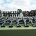 Ministerio de Defensa fortalece capacidades de la Armada y la Fuerza Aérea con entrega de equipos militares y uniformes