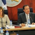 Presidente Abinader confirma a Héctor Valdez Albizu y Clarissa de la Rocha al frente del Banco Central