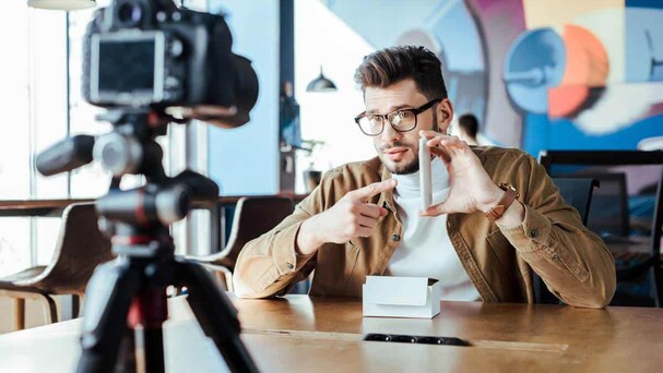 Universidad de Arizona crea licenciatura para formar influencers
