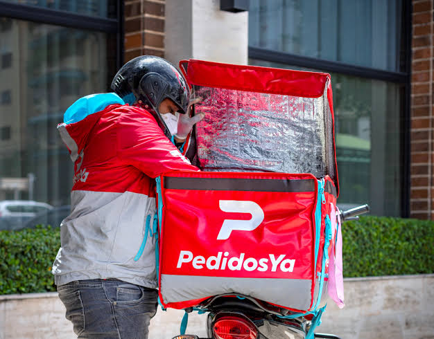 Repartidores de PedidosYa denuncian ola de atracos y exigen mayor seguridad en las calles