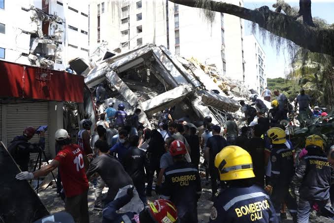 Colombia sube a 285 la cifra de muertos y mantiene en 379 los desaparecidos por terremoto