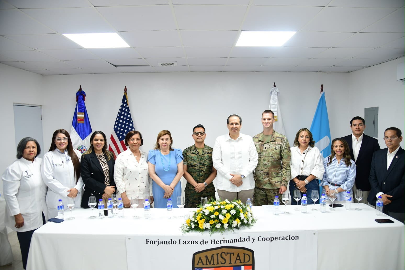 Ministerio de Salud y Comando Sur de los Estados Unidos realizan misión médica Amistad 2026 en La Vega
