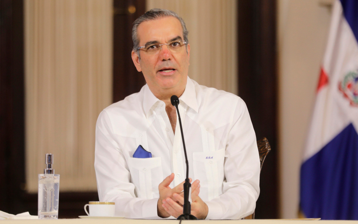 Luis Abinader: "Ni me canso ni me cansan" al defender continuidad de la reforma policial