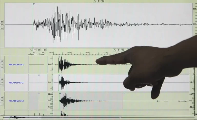 Registran un sismo de magnitud 4 en provincia costera de Ecuador