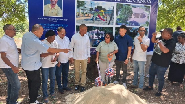 Inician parque con inversión superior a RD$19 millones en Canoa, Barahona